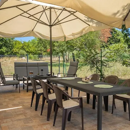 Summerhouse Tia Villa